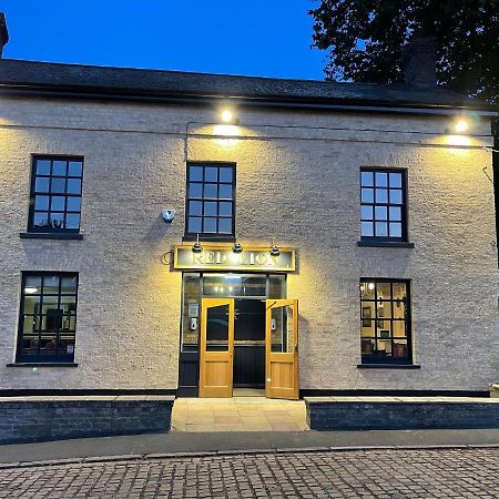 The Red Lion, Stretham Exterior foto